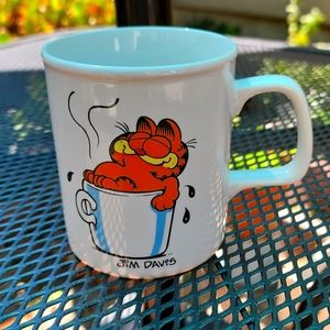 1981 Garfield mug "I love my coffee".